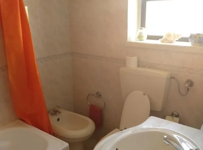 Lamarosa Bed and Breakfast Torres Novas